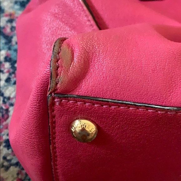 Michael Kors Hamilton Tote - Picture 9 of 11